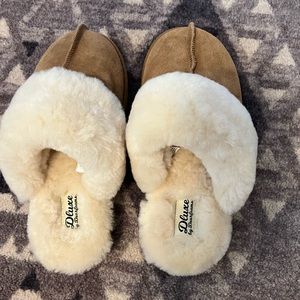 Dluxe Dreamfoam Slippers